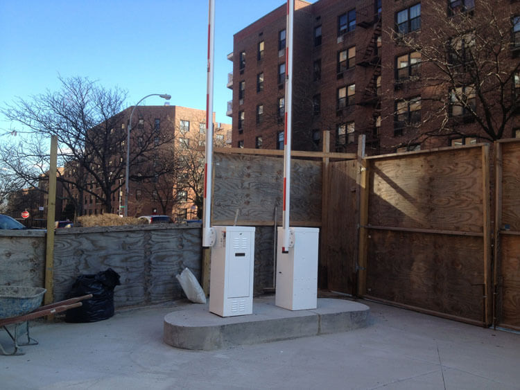 BARRIER-GATE-PARKING-LOT